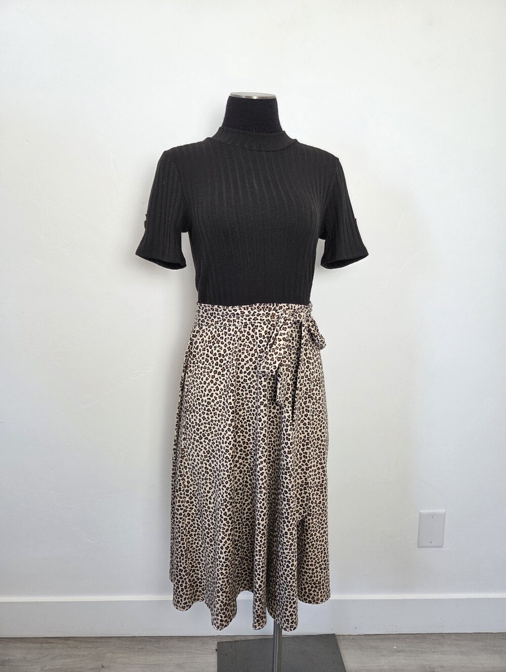Reborn Animal Print Midi Dress Fit & Flare Ribbed Comfy Boho Modest Summer Small